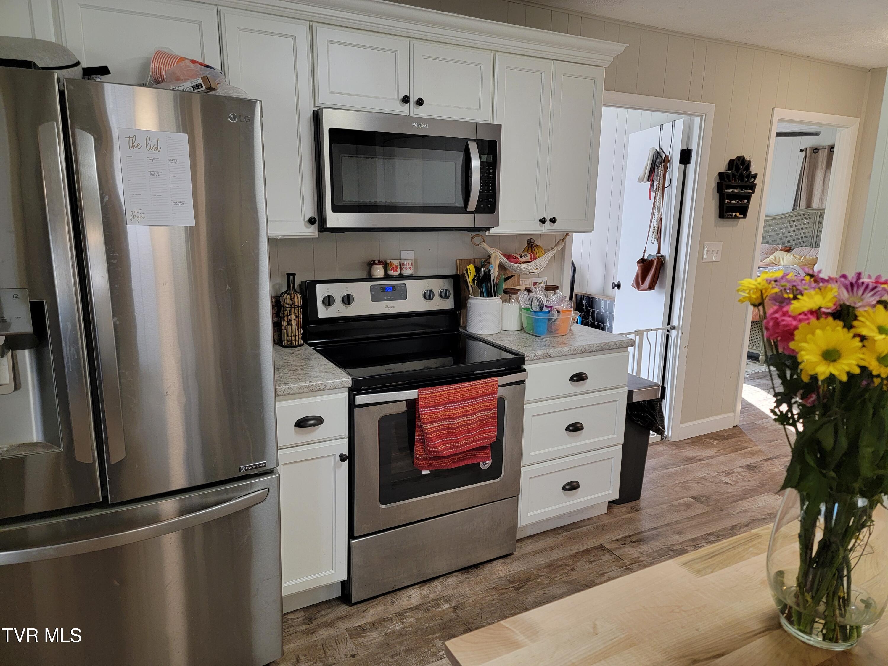 346 Panther Creek Road Morristown, TN 37814 - Photo 7 of 14 20260210_155058