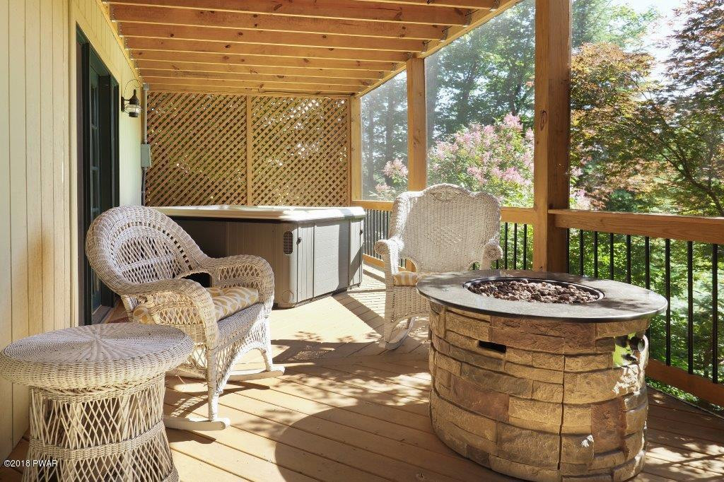 2332 Brookfield Road Lake Ariel, PA 18436 - Photo 26 of 32 LL Screened Porch