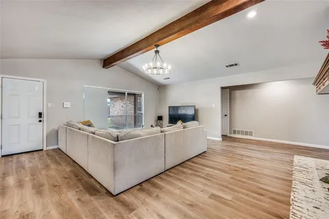 $435,000 | 4302 Kingswick Drive, Arlington, TX 76016