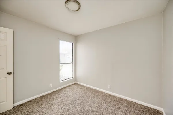 $1,450 | 915 Chisholm Cove, Round Rock, TX 78681