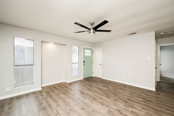 $1,450 | 915 Chisholm Cove, Round Rock, TX 78681