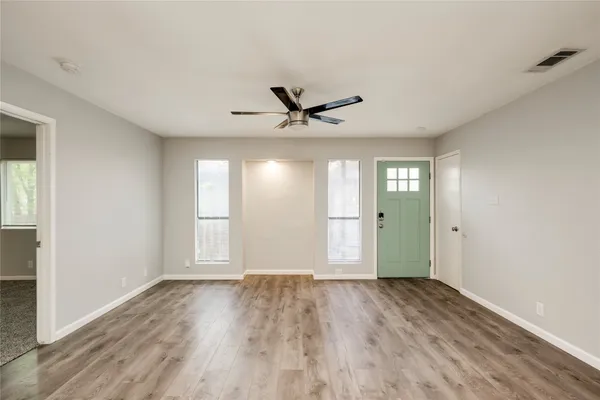 $1,450 | 915 Chisholm Cove, Round Rock, TX 78681