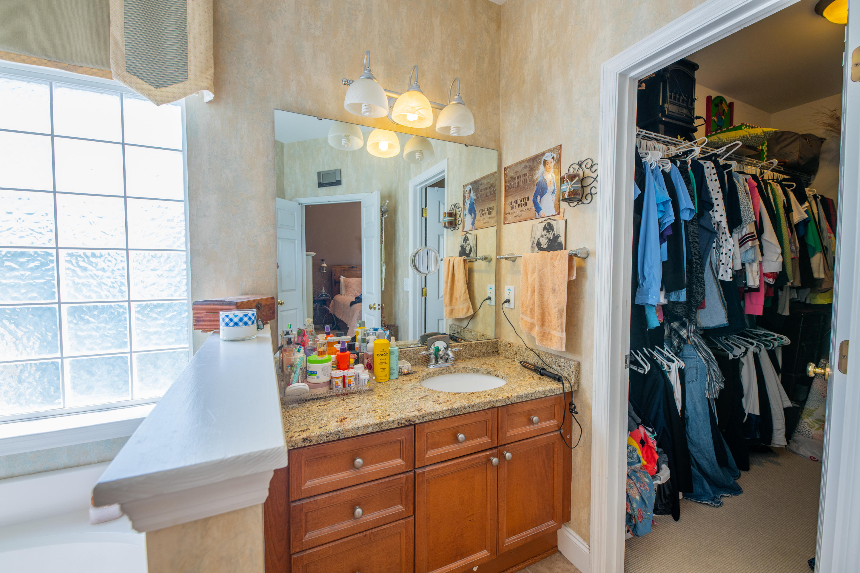 498 Pointe Of Oaks Road Summerville, SC 29485 - Photo 19 of 32 20190530-_8504396