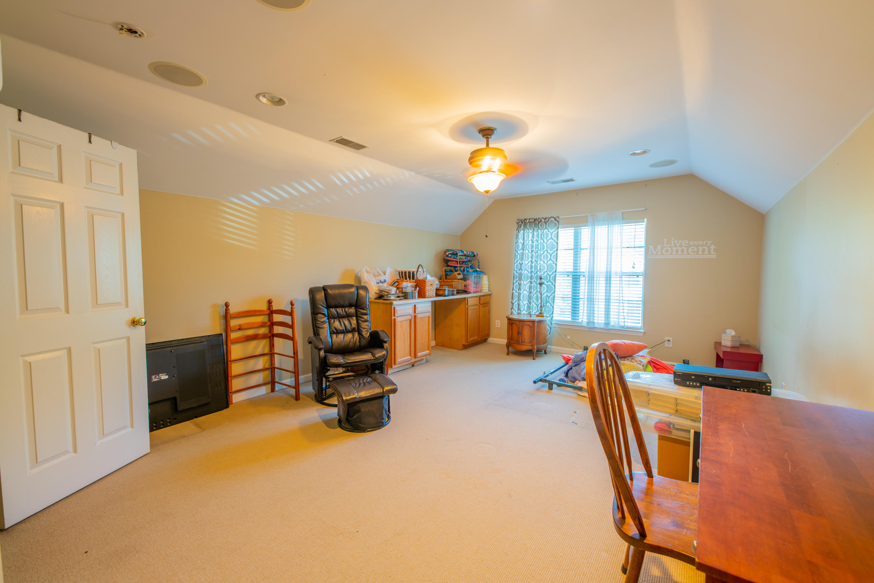 498 Pointe Of Oaks Road Summerville, SC 29485 - Photo 23 of 32 20190530-_8504422