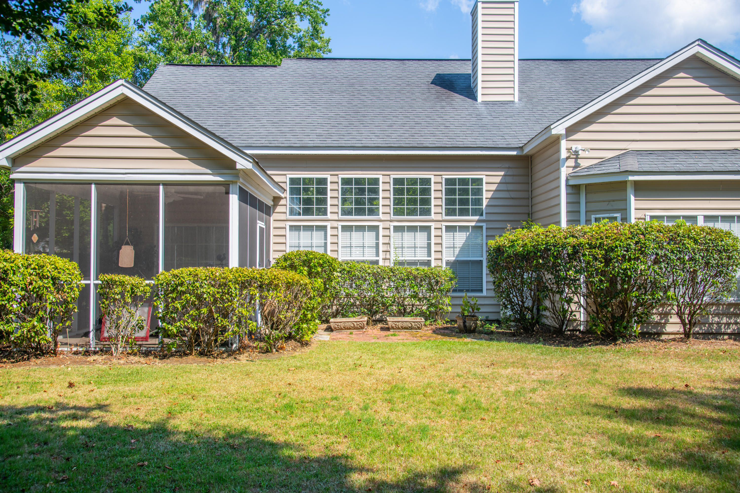 498 Pointe Of Oaks Road Summerville, SC 29485 - Photo 30 of 32 20190530-_8504319