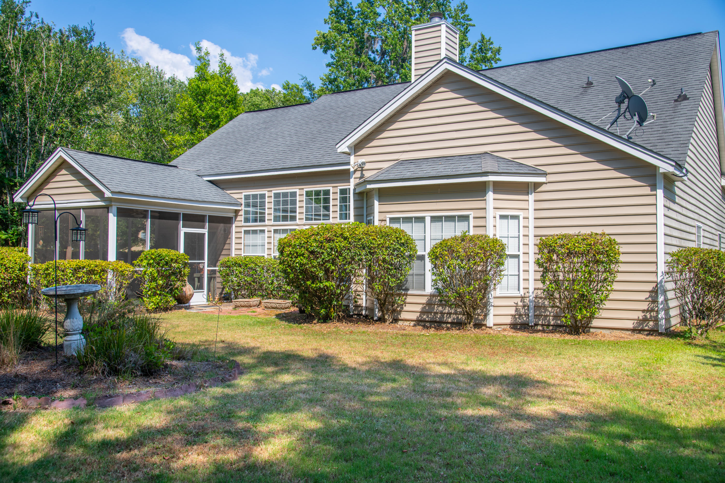 498 Pointe Of Oaks Road Summerville, SC 29485 - Photo 31 of 32 20190530-_8504322