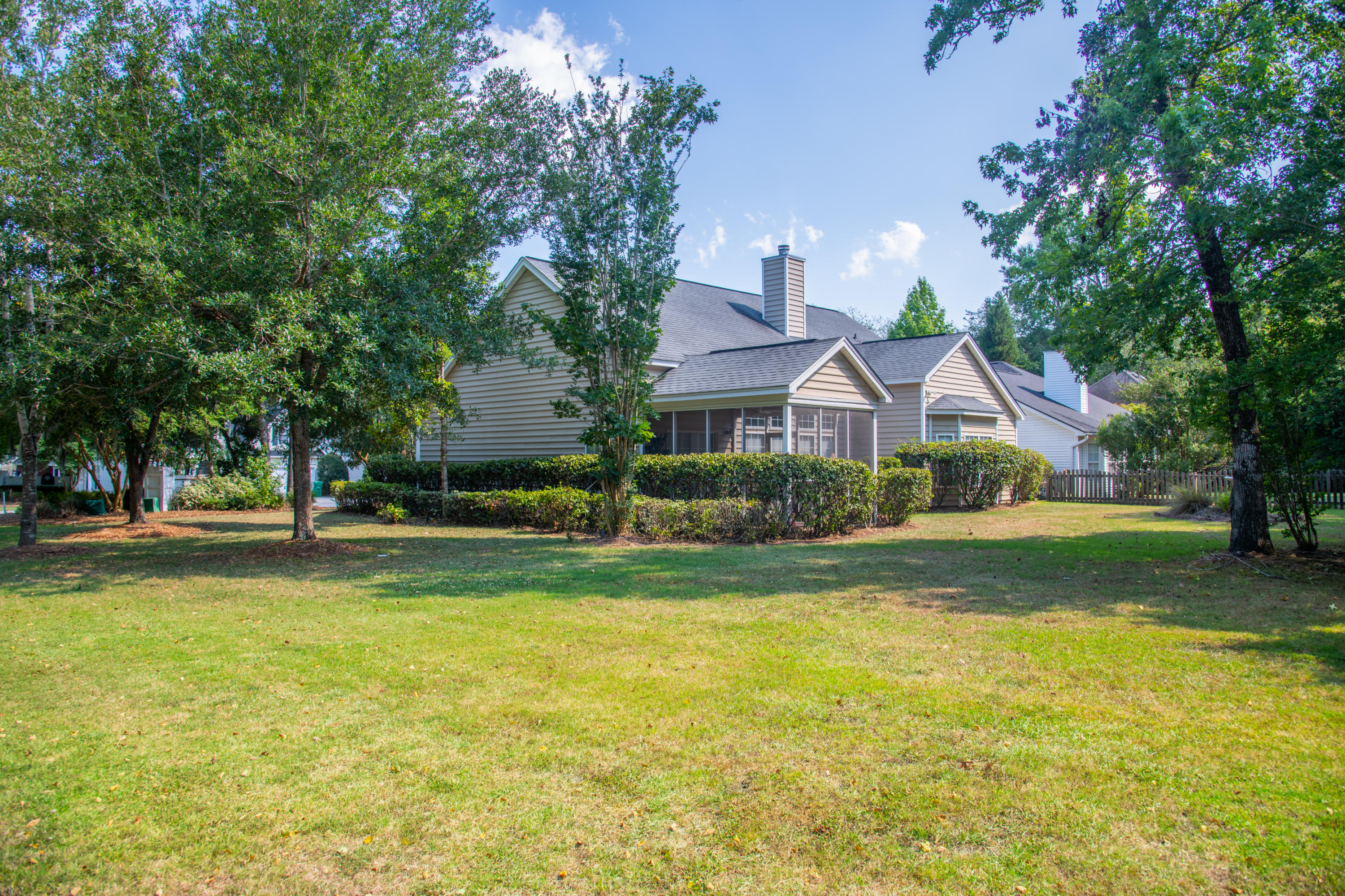 498 Pointe Of Oaks Road Summerville, SC 29485 - Photo 32 of 32 20190530-_8504312