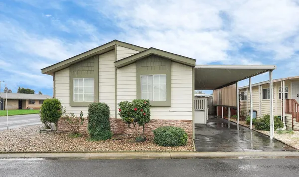 $170,000 | 18450 N Highway, Unit 17, Lockeford, CA 95237
