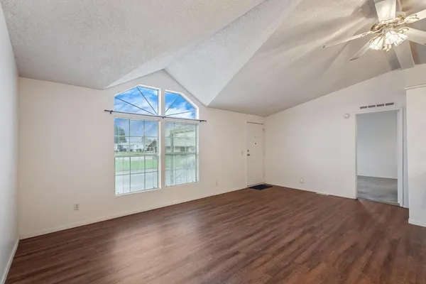 $170,000 | 18450 N Highway, Unit 17, Lockeford, CA 95237