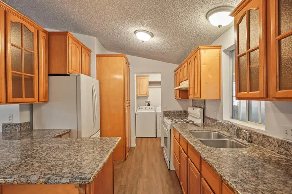 $170,000 | 18450 N Highway, Unit 17, Lockeford, CA 95237