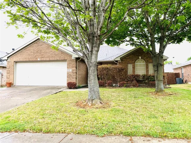 $1,995 | 913 Tourmalin Drive, McKinney, TX 75071