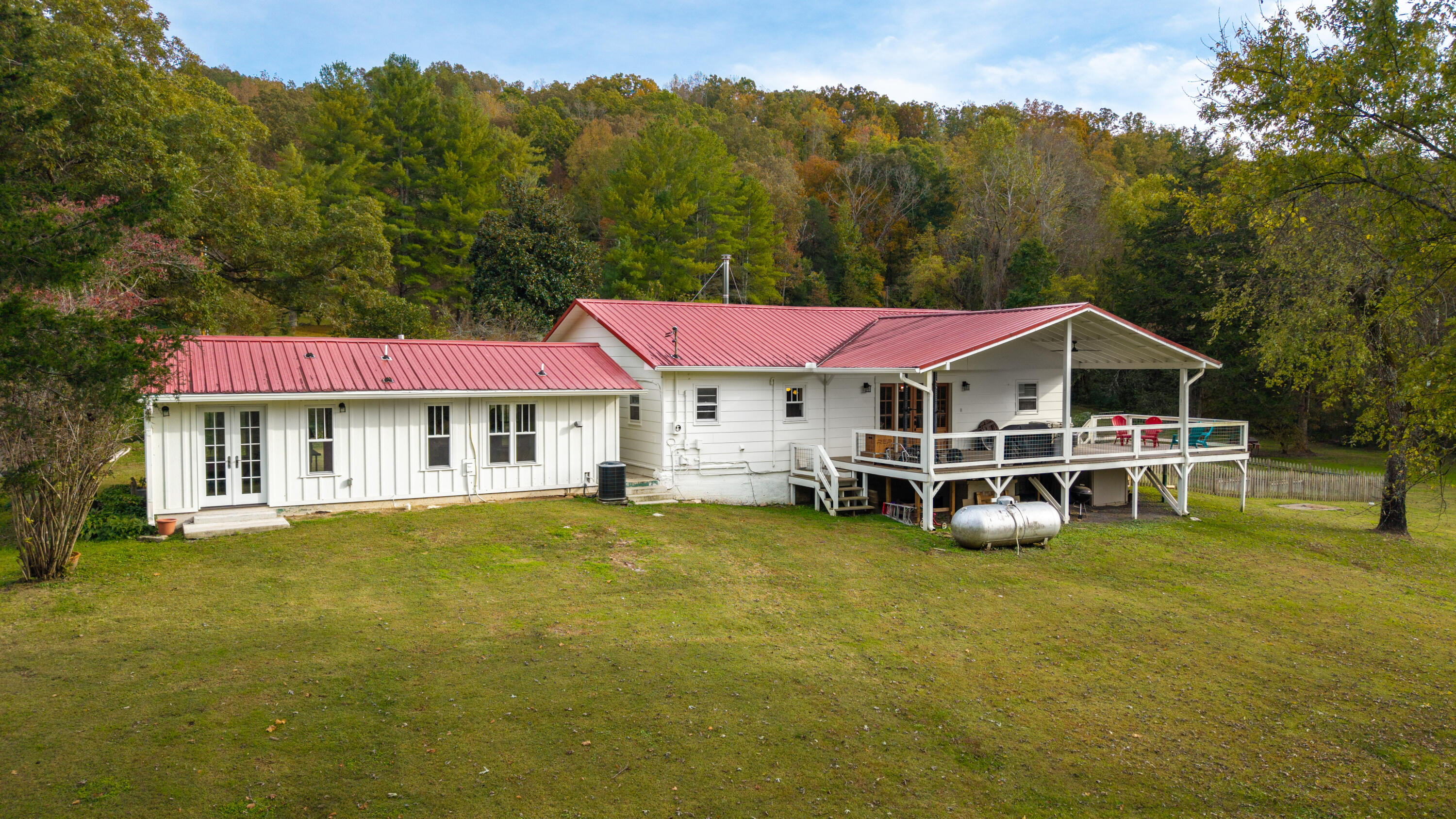 49 Hart Of Pine Road Dunlap, TN 37327 - Photo 87 of 126 BACK OF THE HOUSE