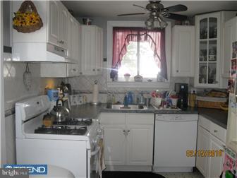 623 Aintree Road Hatboro, PA 19040 - Photo 2 of 8 Kitchen