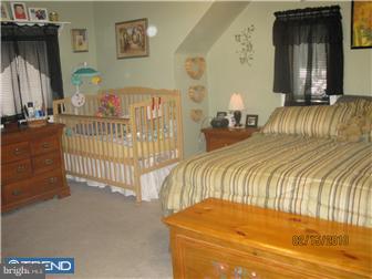 623 Aintree Road Hatboro, PA 19040 - Photo 6 of 8 Bedroom - Main