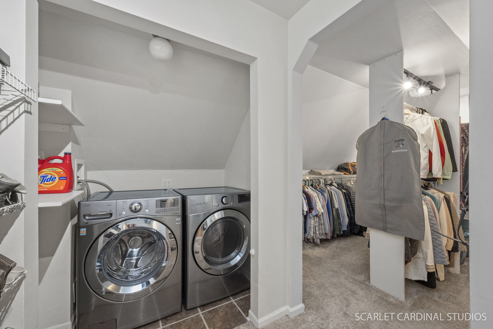 2632 Sweetbroom Road Naperville, IL 60564 - Photo 17 of 33 a utility room with dryer and washer