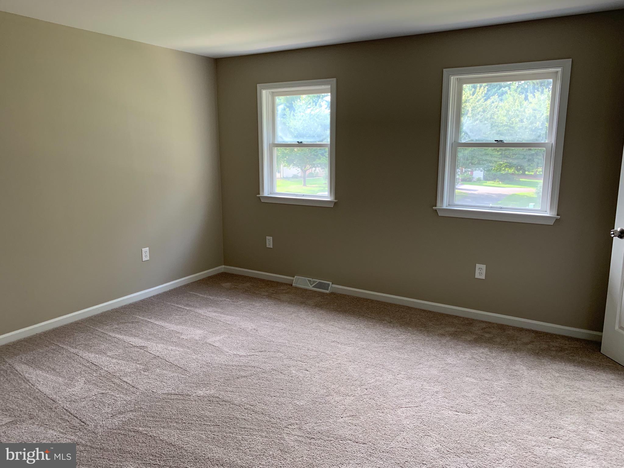 512 Randolph Drive Lititz, PA 17543 - Photo 13 of 27 Gallery Image 13