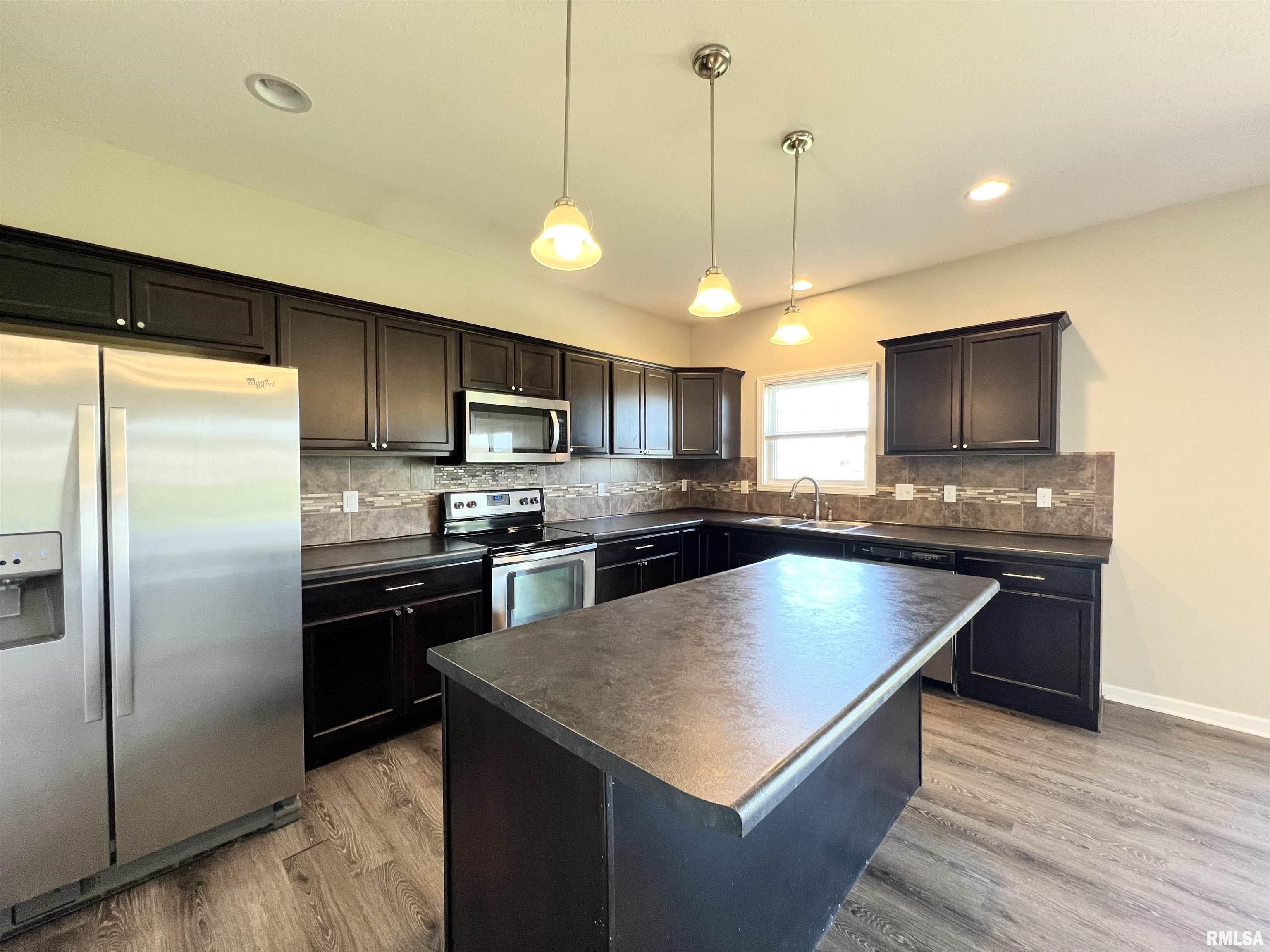 175 Yordy Road Morton, IL 61550 - Photo 13 of 48 Gallery Image 13