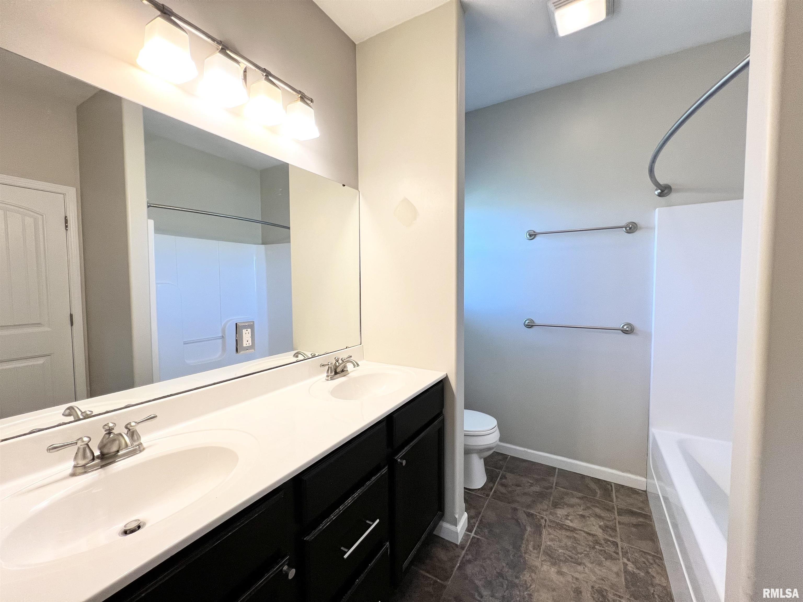 175 Yordy Road Morton, IL 61550 - Photo 22 of 48 Gallery Image 22