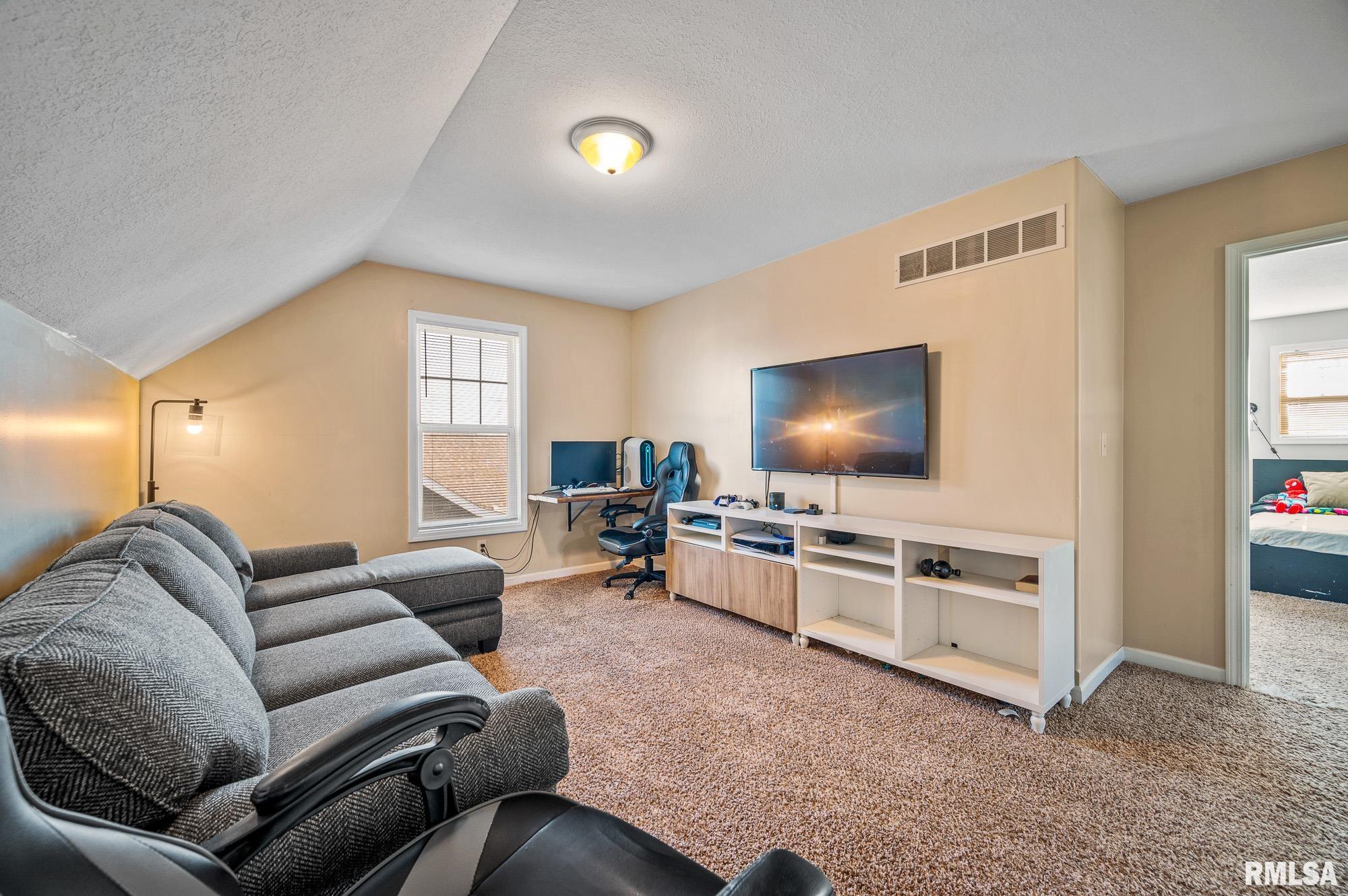 175 Yordy Road Morton, IL 61550 - Photo 37 of 48 Gallery Image 37