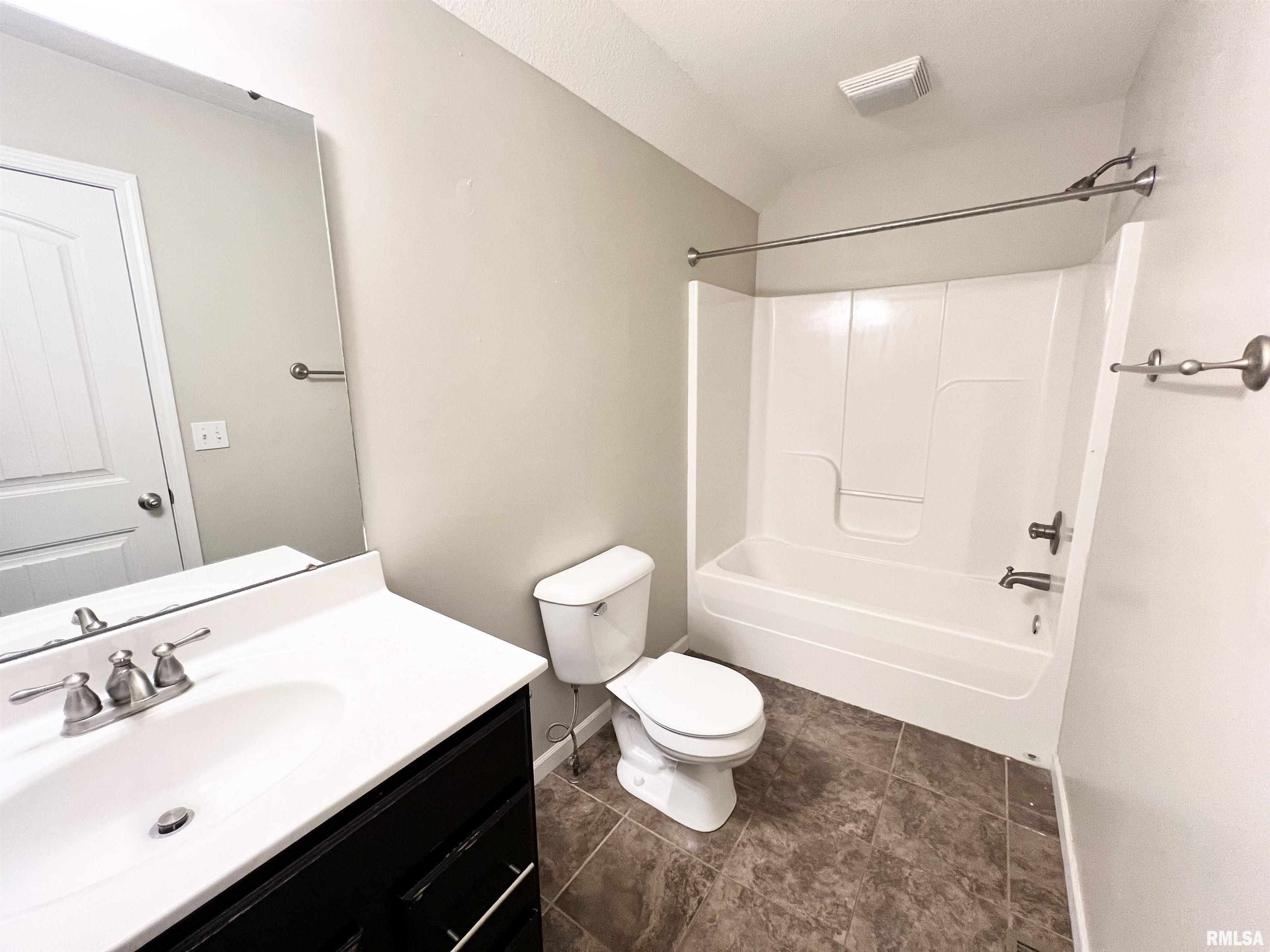 175 Yordy Road Morton, IL 61550 - Photo 41 of 48 Gallery Image 41