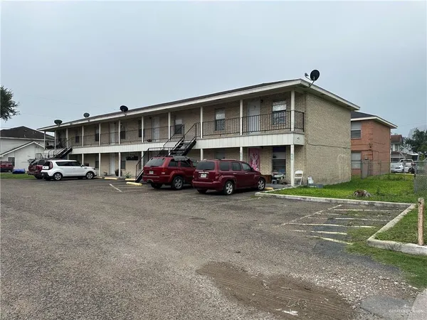 $550,000 | 921 West Park Avenue, Pharr, TX 78577