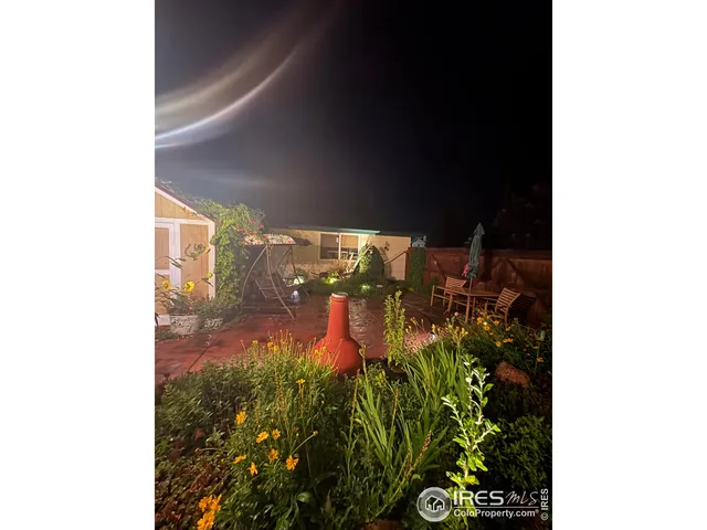 a view of a outdoor space