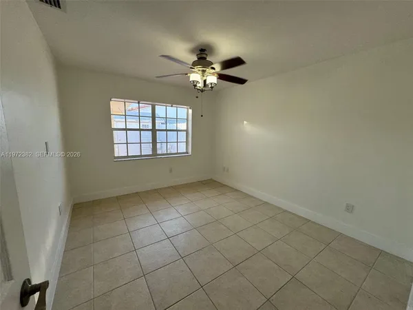 $2,700 | 842 Southwest 89th Avenue, Unit A, Miami, FL 33174