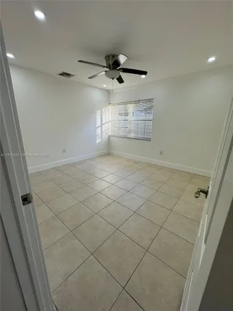 $2,700 | 842 Southwest 89th Avenue, Unit A, Miami, FL 33174