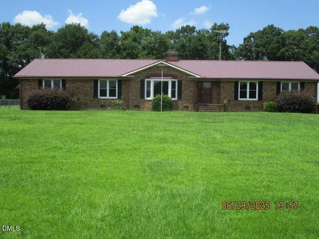 $215,000 | 6930 Roseboro Highway, Roseboro, NC 28382