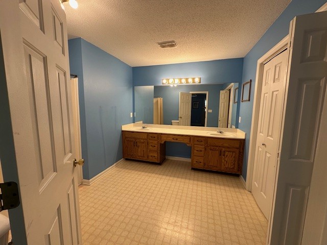 2229 Roanoke Road Clarksville, TN 37043 - Photo 12 of 21 Gallery Image 12
