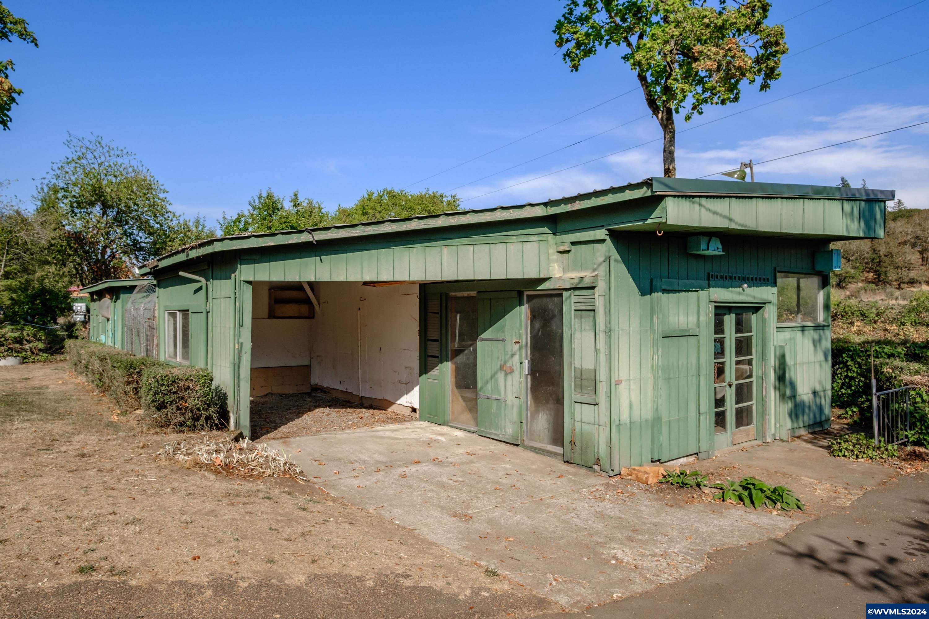 10895 Sunnyside Road Southeast Jefferson, OR 97352 - Photo 29 of 42 Gallery Image 29