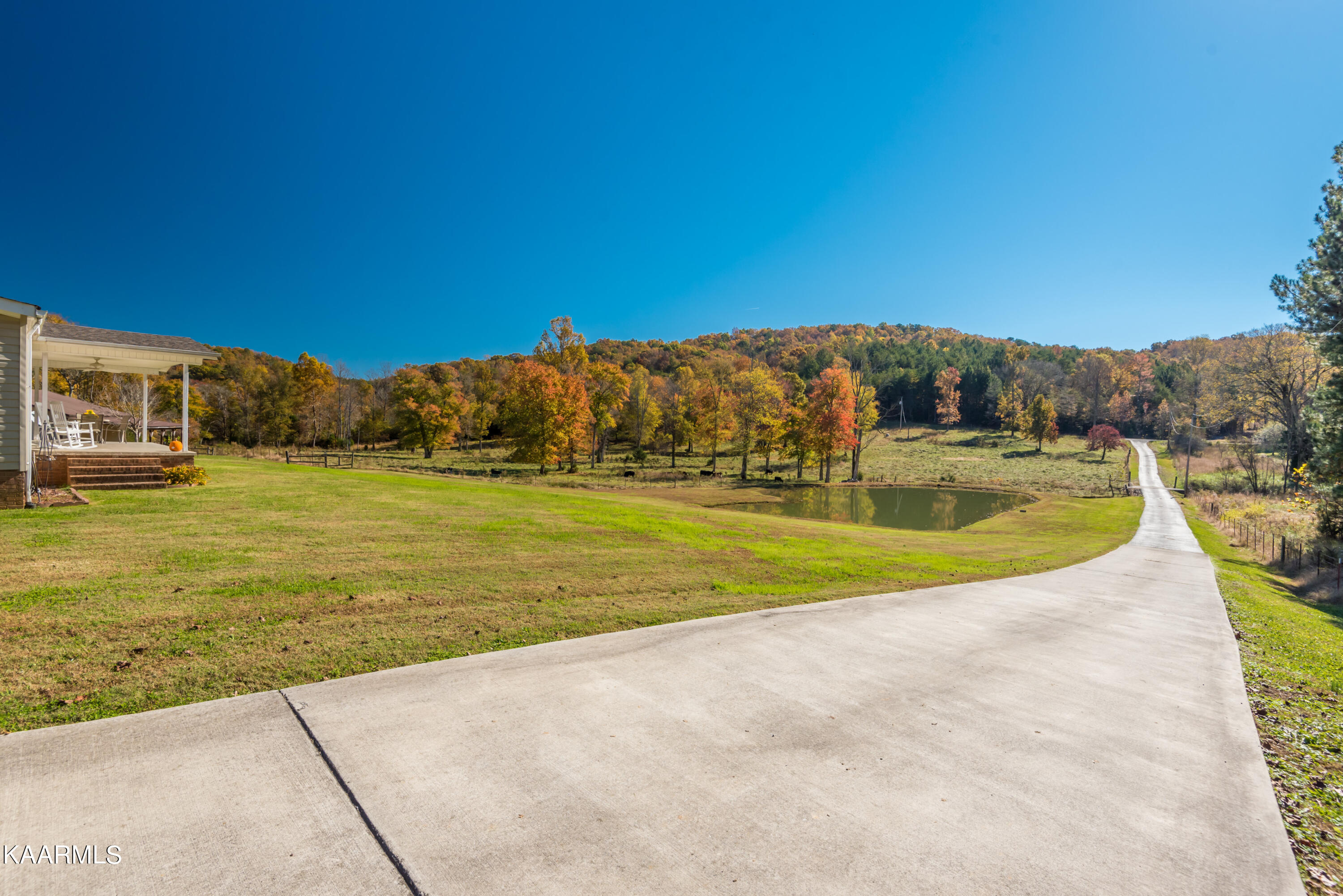 2185 Guinn Narrows Road Decatur, TN 37322 - Photo 5 of 38 2185 Guinn Narrows Rd-67