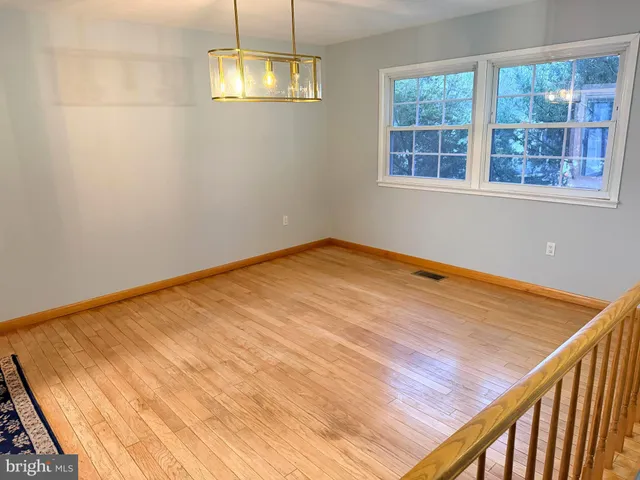 $2,600 | 5052 Lakeland Court, Woodbridge, VA 22193