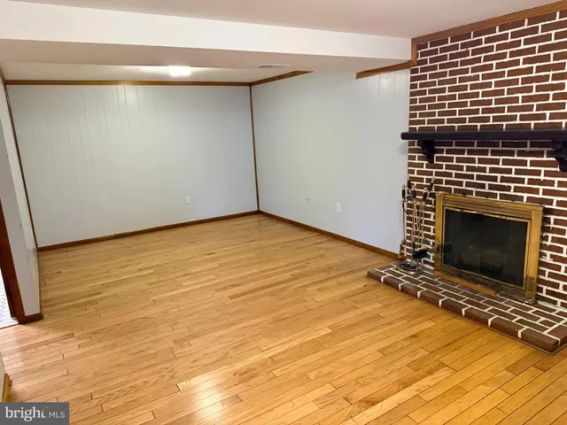 $2,600 | 5052 Lakeland Court, Woodbridge, VA 22193