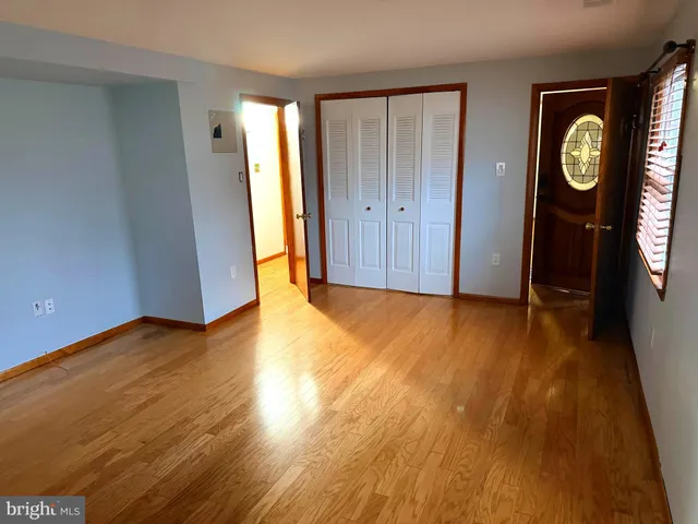 $2,600 | 5052 Lakeland Court, Woodbridge, VA 22193