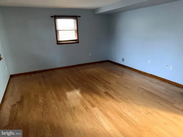 $2,600 | 5052 Lakeland Court, Woodbridge, VA 22193