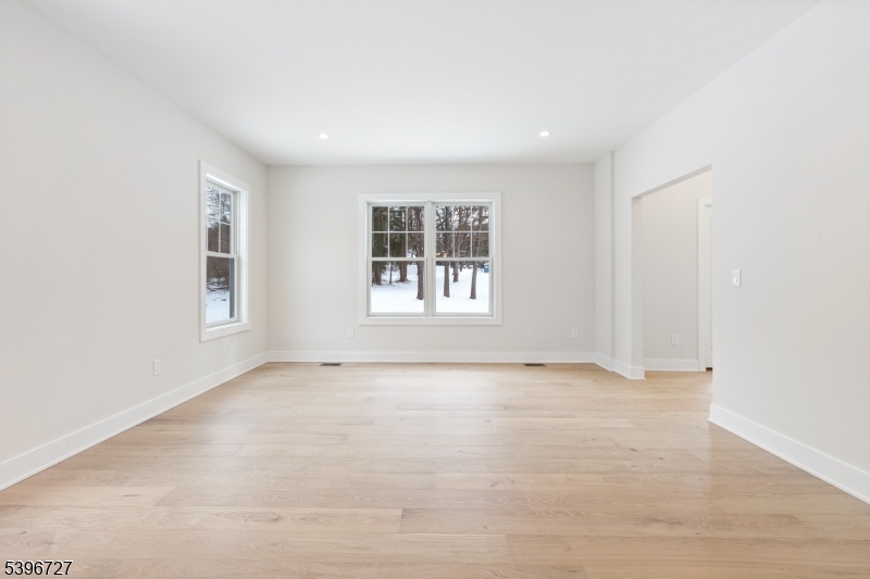 22 Furnace Road Chester, NJ 07930 - Photo 3 of 26