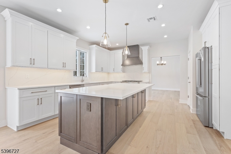 22 Furnace Road Chester, NJ 07930 - Photo 8 of 26