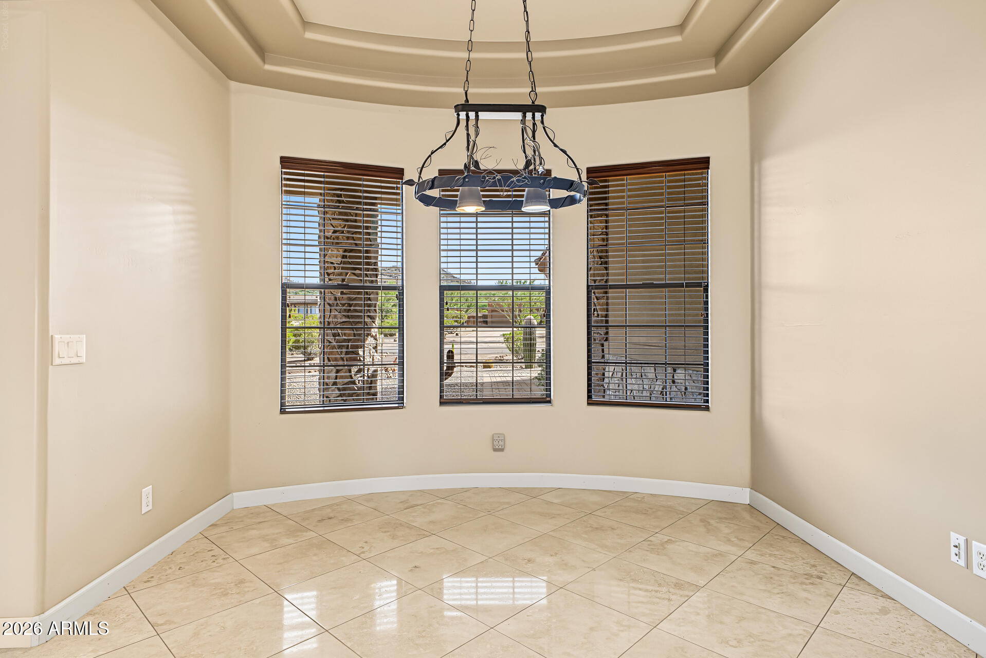 3322 West Irvine Road Phoenix, AZ 85086 - Photo 9 of 74 09-Irvine