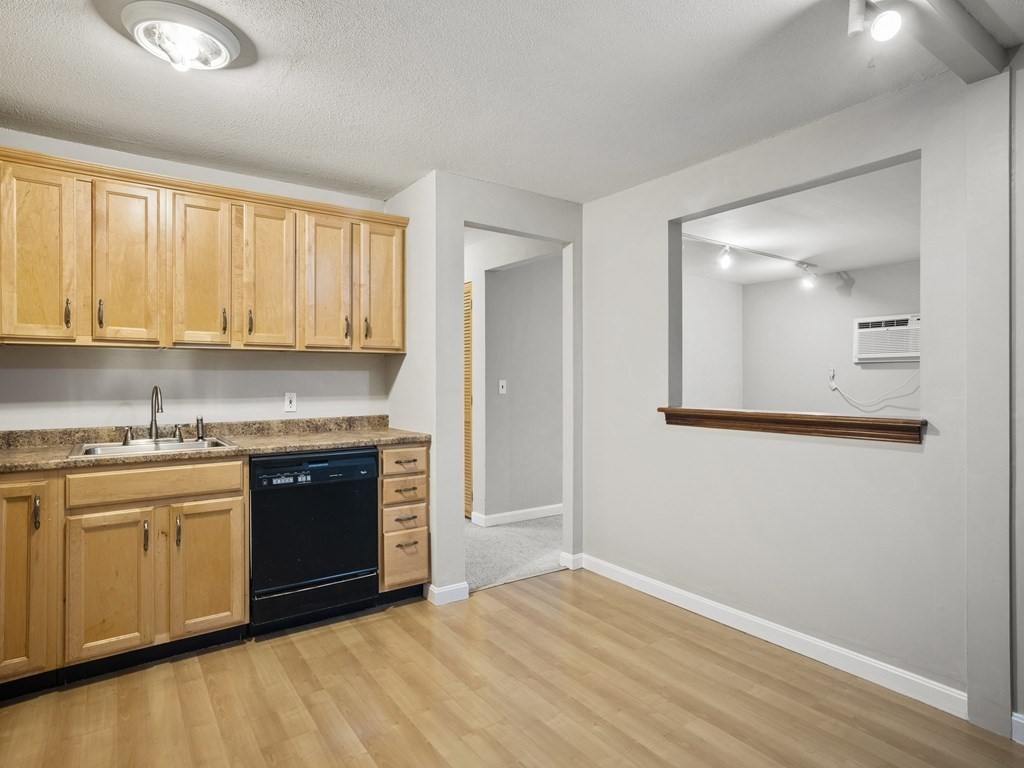 392 Great Road, Unit A301 Acton, MA 01720 - Photo 19 of 30 Gallery Image 19