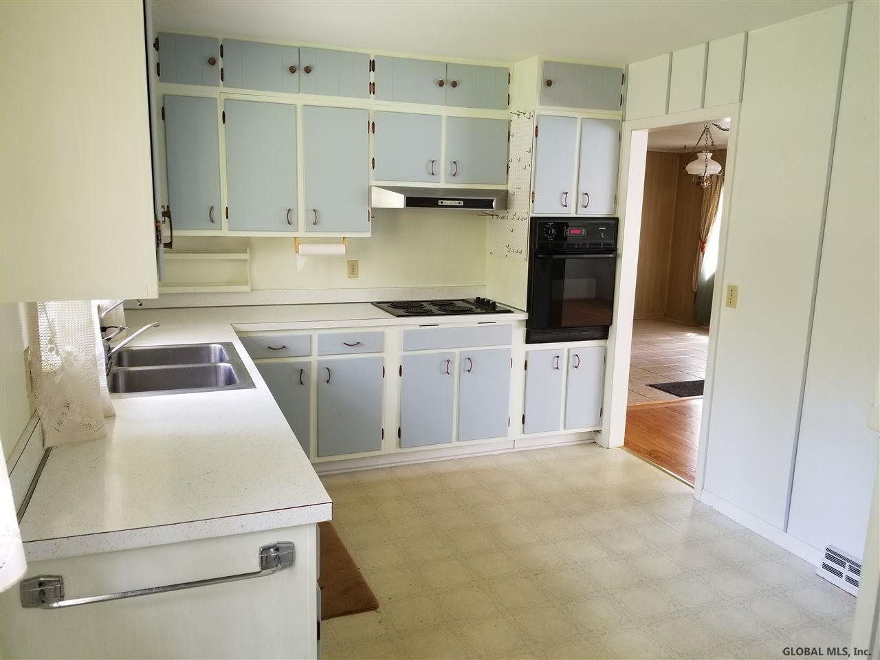 218 Old Post Road Malta, NY 12020 - Photo 6 of 11 Photo 6