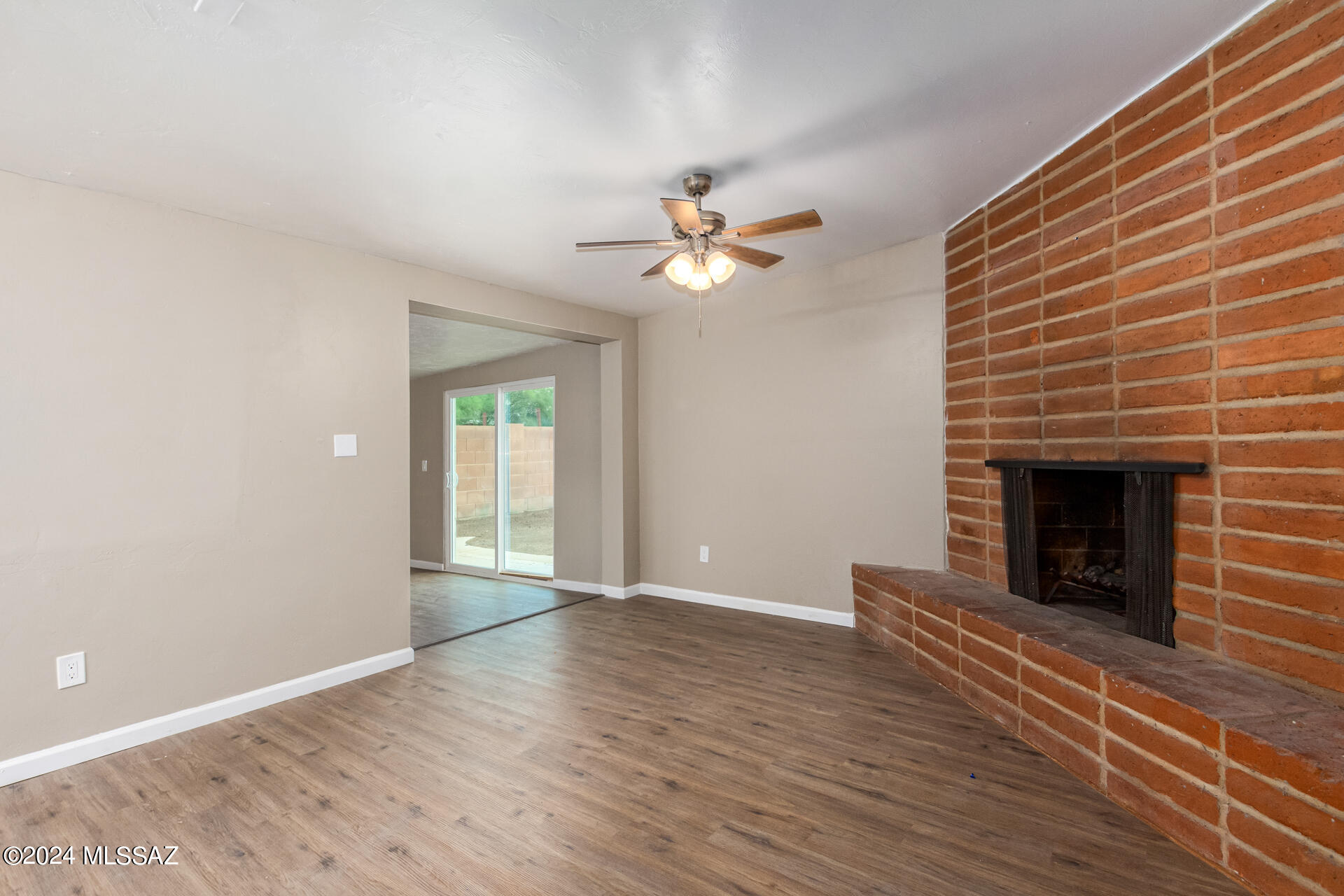 2057 West Wetmore Road Tucson, AZ 85705 - Photo 12 of 37 Gallery Image 12