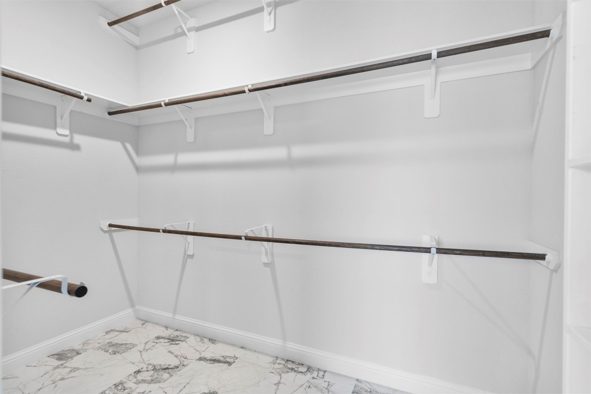 148 Gray Pne Grove Conroe, TX 77318 - Photo 36 of 46 a bathroom with a shower