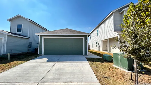 $1,295 | 8155 Nube Medina, San Antonio, TX 78252