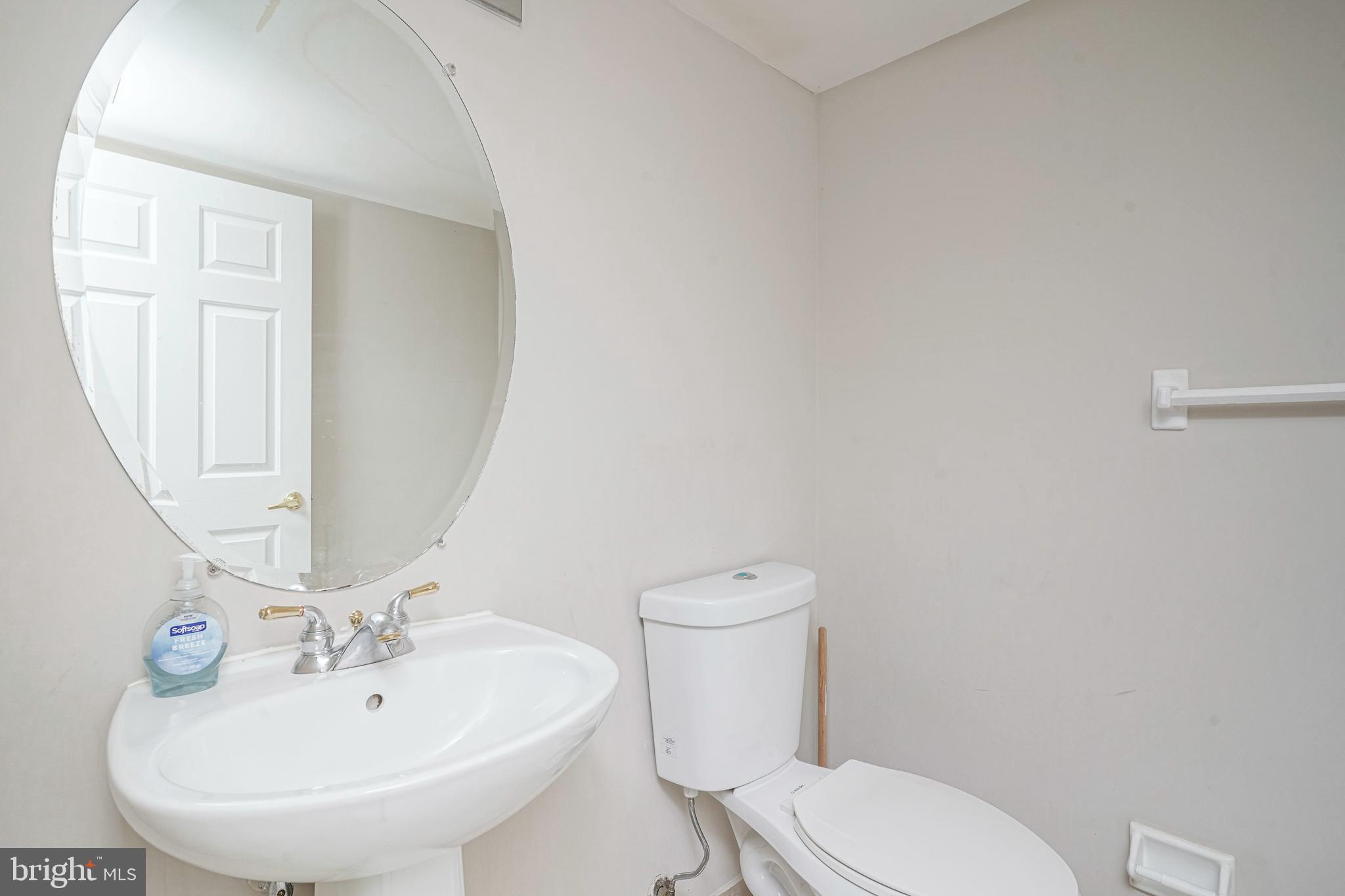 127 Buckingham Way Mount Laurel, NJ 08054 - Photo 16 of 32