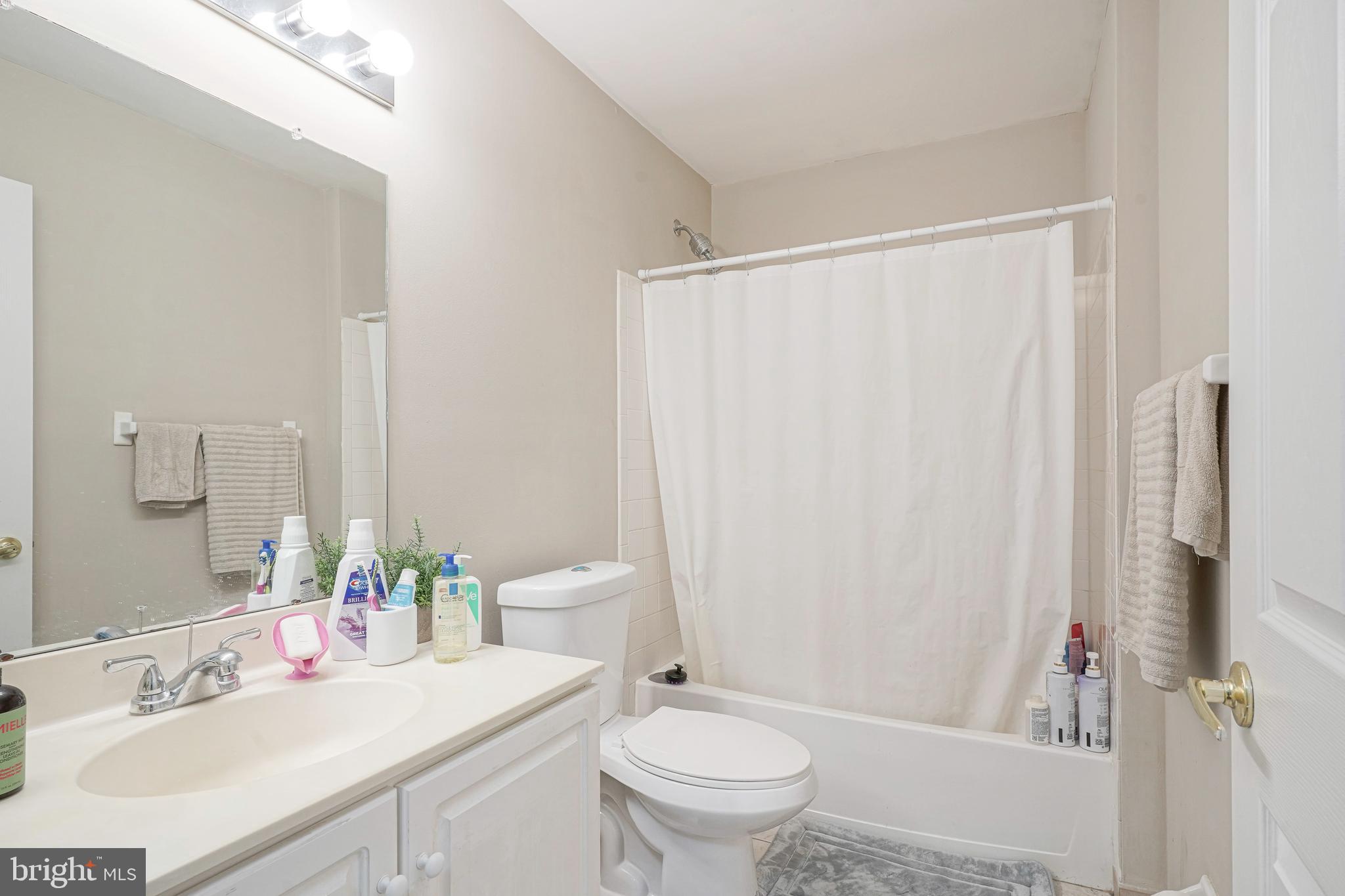 127 Buckingham Way Mount Laurel, NJ 08054 - Photo 22 of 32