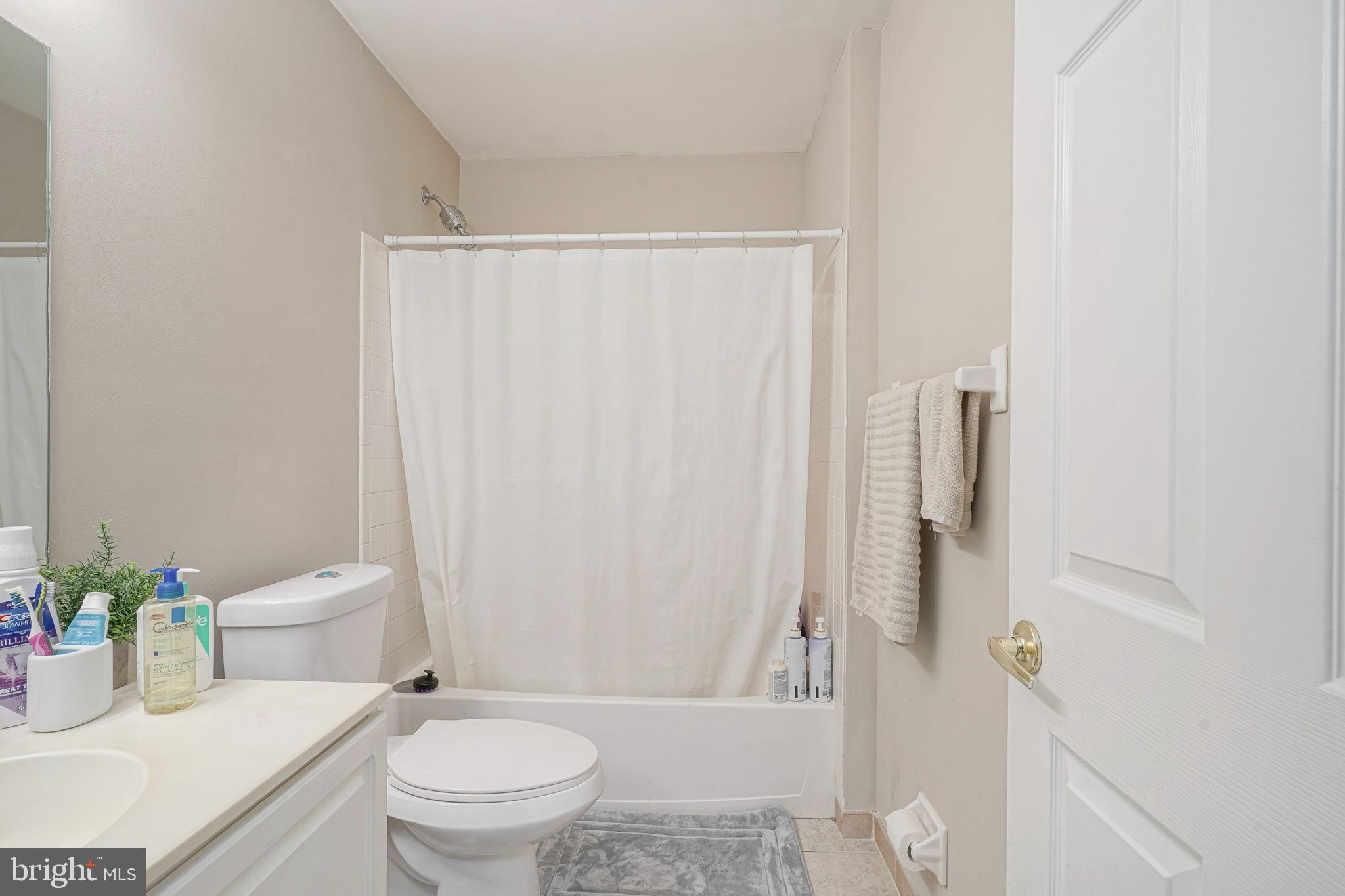 127 Buckingham Way Mount Laurel, NJ 08054 - Photo 23 of 32