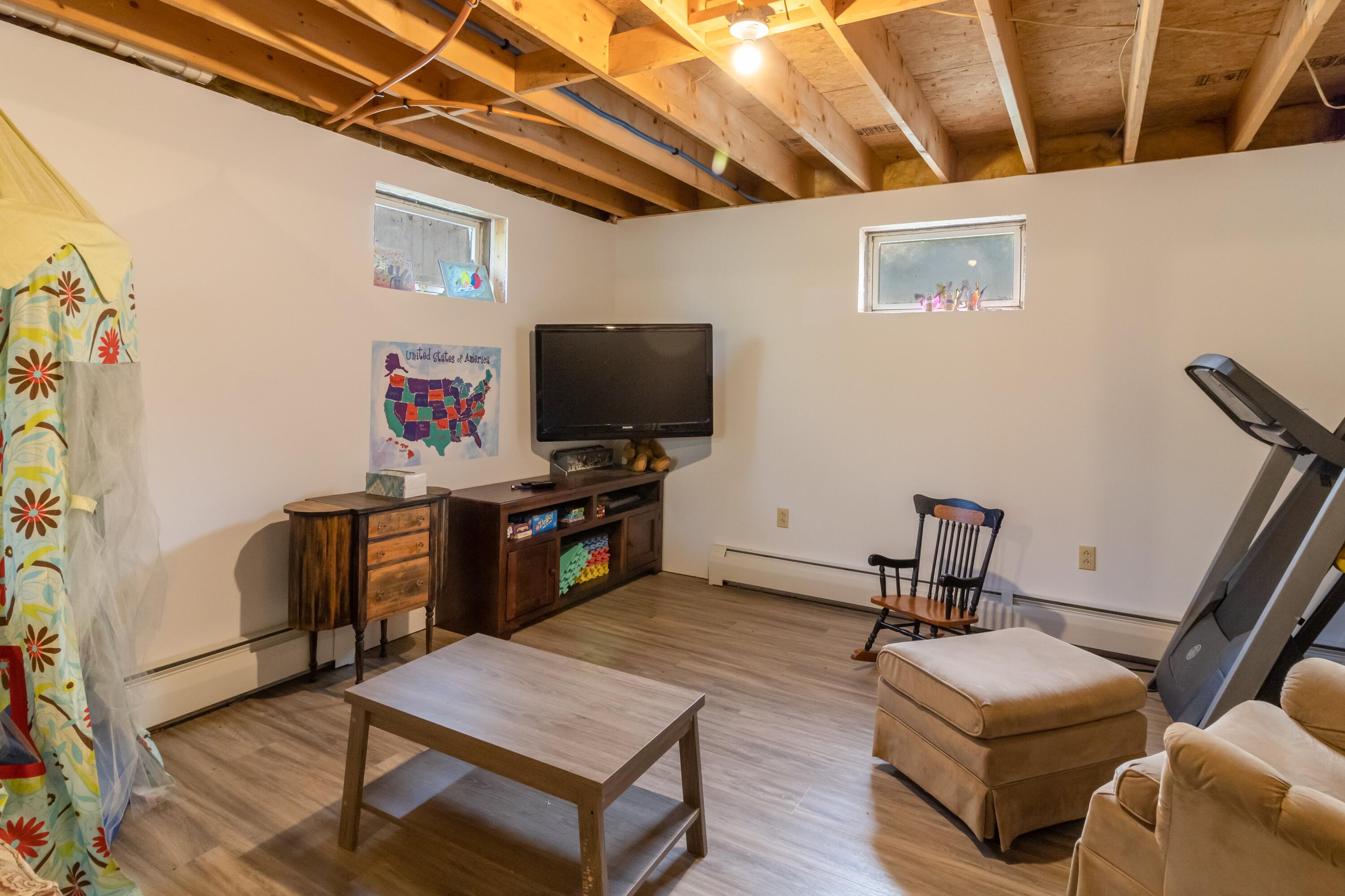 7 Perry Road Winterport, ME 04496 - Photo 50 of 57 7 Perry Drive Interiors-30
