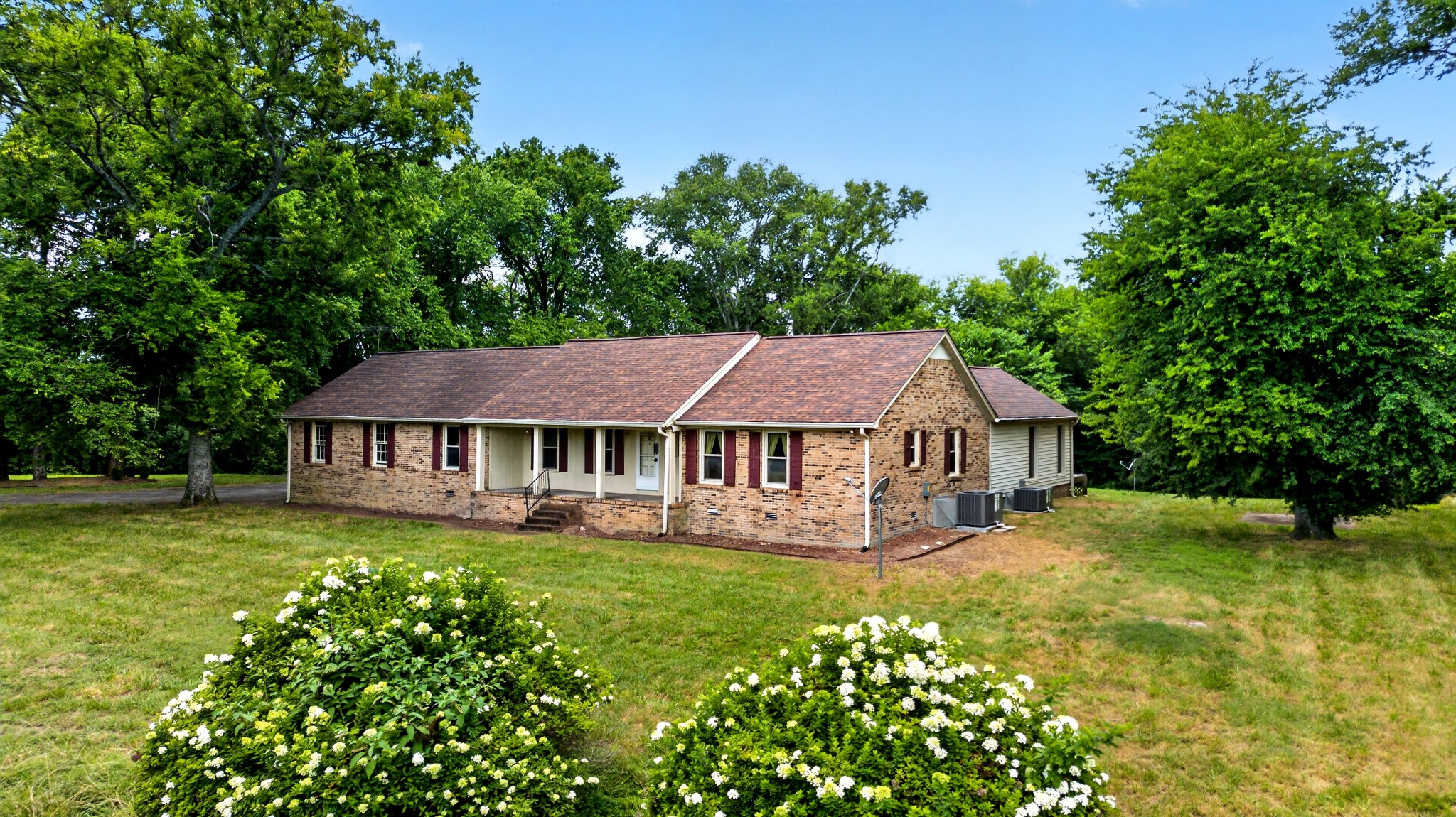 2255 Arthur Hutcherson Road Columbia, TN 38401 - Photo 2 of 43