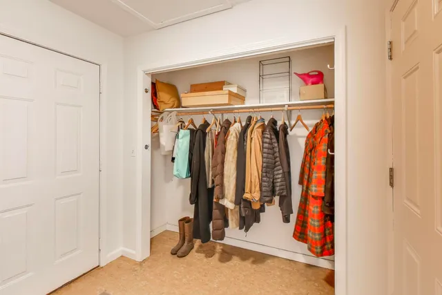 $579,900 | 4665 West Peterson Avenue, Chicago, IL 60646